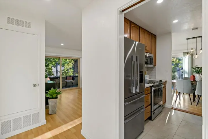777 San Antonio Road Unit 68, Palo Alto, California 94303