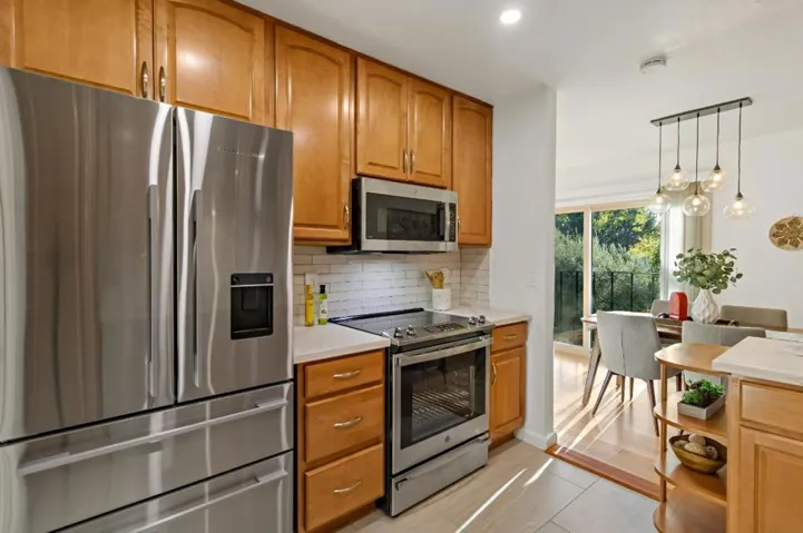 777 San Antonio Road Unit 68, Palo Alto, California 94303