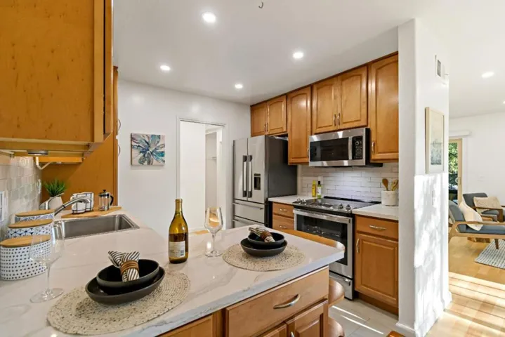 777 San Antonio Road Unit 68, Palo Alto, California 94303