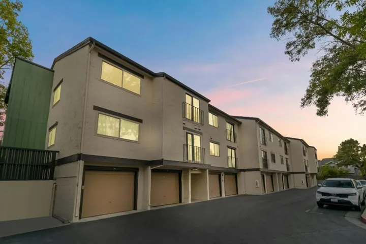 777 San Antonio Road Unit 68, Palo Alto, California 94303