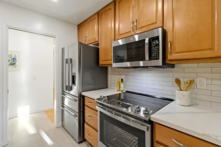 777 San Antonio Road Unit 68, Palo Alto, California 94303