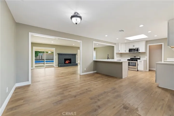41559 Lomas Street, Hemet, California 92544