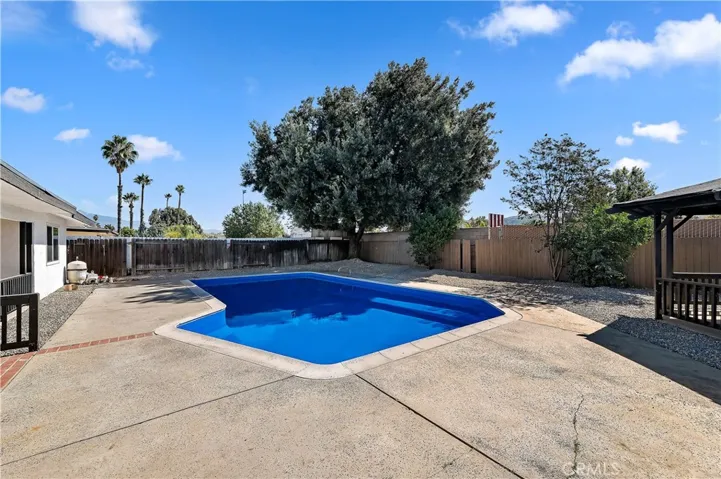 41559 Lomas Street, Hemet, California 92544