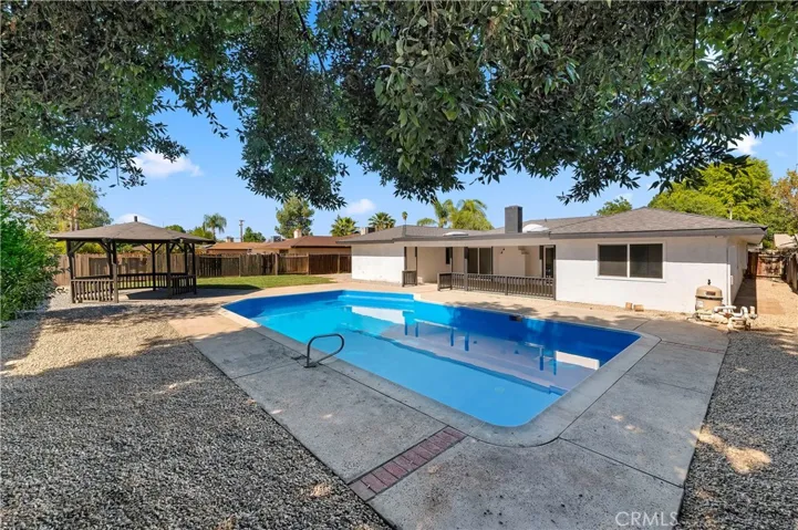 41559 Lomas Street, Hemet, California 92544