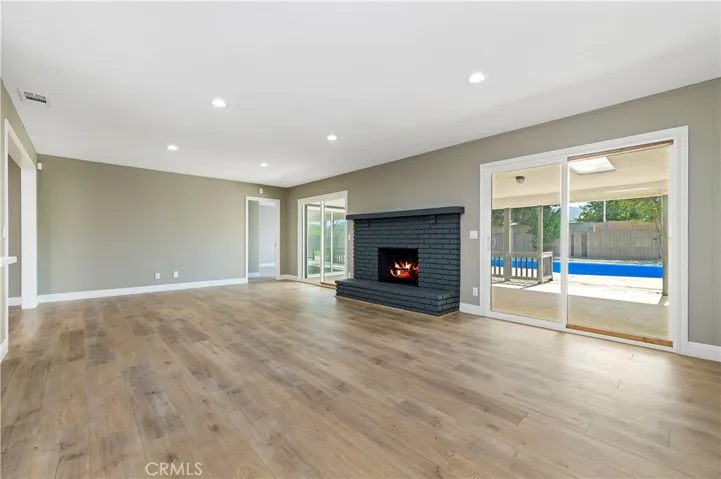 41559 Lomas Street, Hemet, California 92544