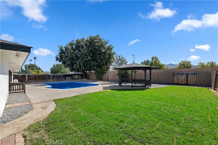 41559 Lomas Street, Hemet, California 92544