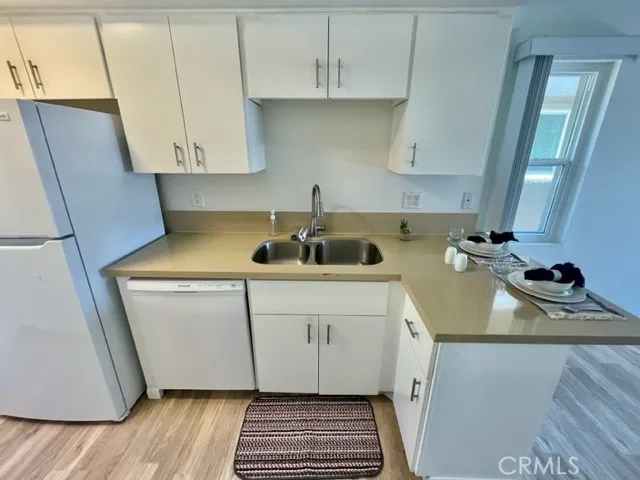 44220 San Pablo Avenue 8, Palm Desert, California 92260