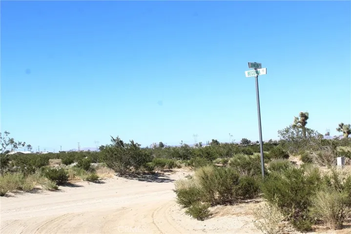 0 Johnson Road, Phelan, California 92371