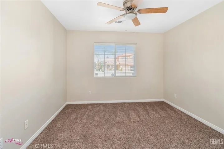 8213 Seven Hills W Drive, Bakersfield, California 93312