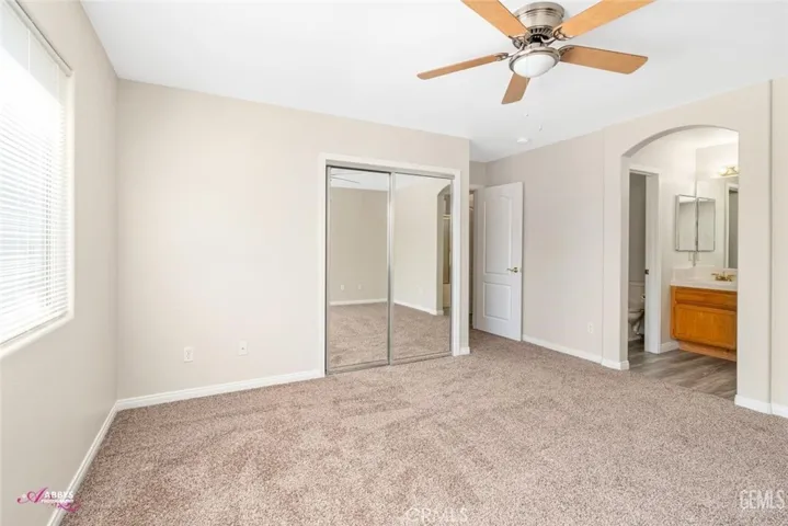 8213 Seven Hills W Drive, Bakersfield, California 93312