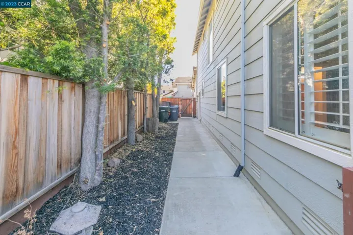 976 Bellflower, Livermore, California 94551