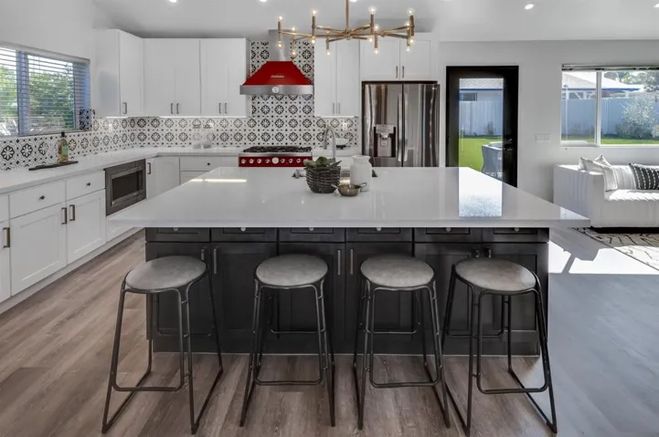 4695 Fargo Ave, San Diego, California 92117
