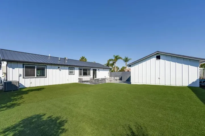 4695 Fargo Ave, San Diego, California 92117