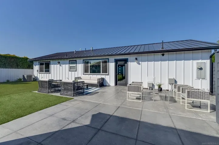 4695 Fargo Ave, San Diego, California 92117