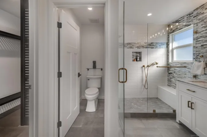 4695 Fargo Ave, San Diego, California 92117