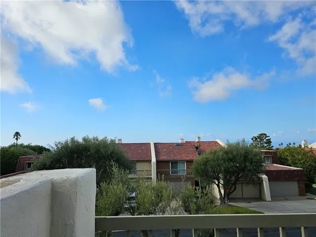 21 Cresta Verde Drive, Rolling Hills Estates, California 90274