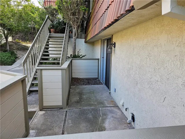 21 Cresta Verde Drive, Rolling Hills Estates, California 90274