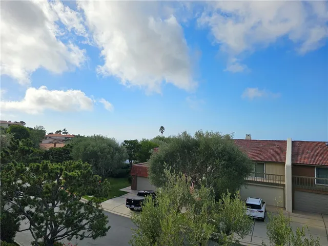 21 Cresta Verde Drive, Rolling Hills Estates, California 90274