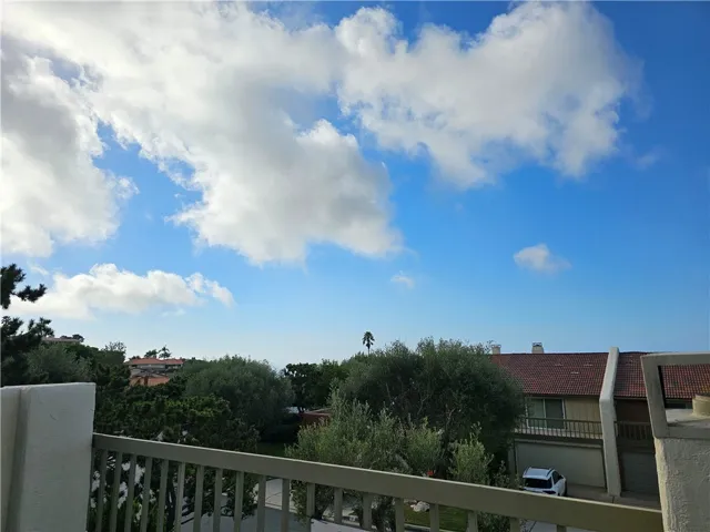 21 Cresta Verde Drive, Rolling Hills Estates, California 90274