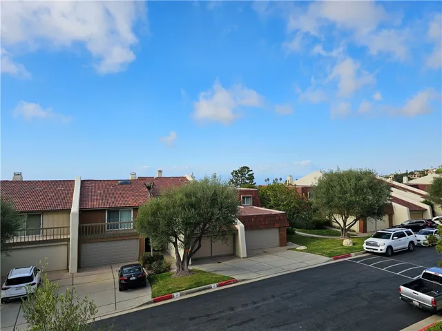 21 Cresta Verde Drive, Rolling Hills Estates, California 90274