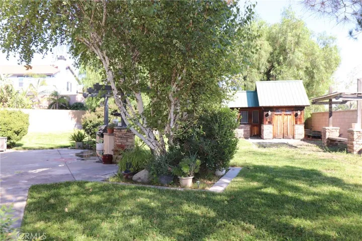 6283 Elesa Way, Fontana, California 92336
