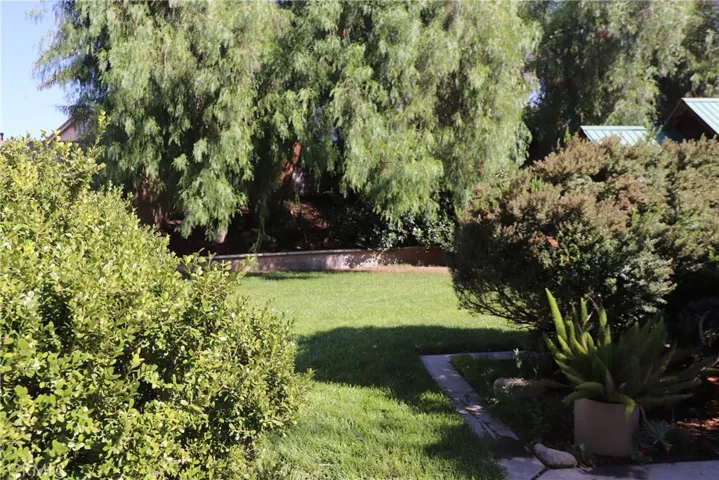 6283 Elesa Way, Fontana, California 92336