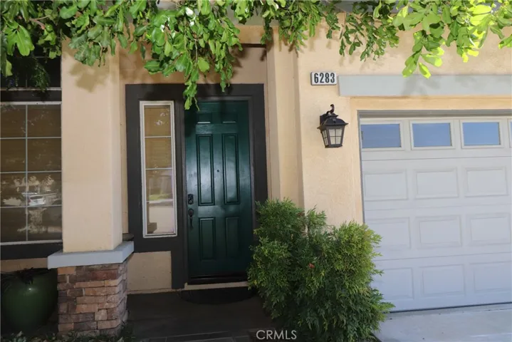 6283 Elesa Way, Fontana, California 92336