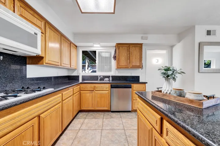 19862 Drasin Drive, Canyon Country, California 91351