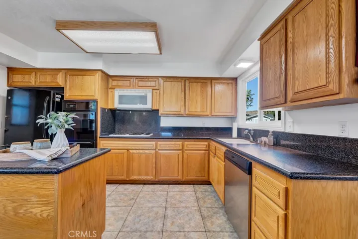 19862 Drasin Drive, Canyon Country, California 91351