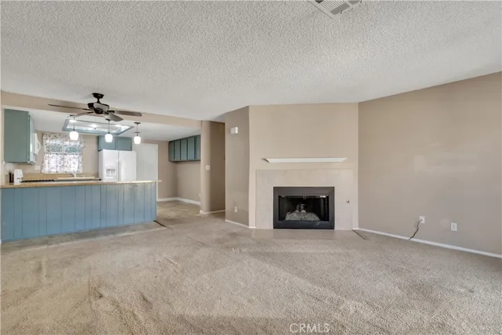 2125 El Domingo Circle, Lancaster, California 93536