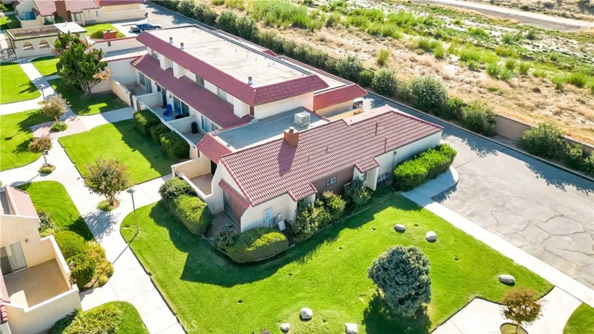 2125 El Domingo Circle, Lancaster, California 93536