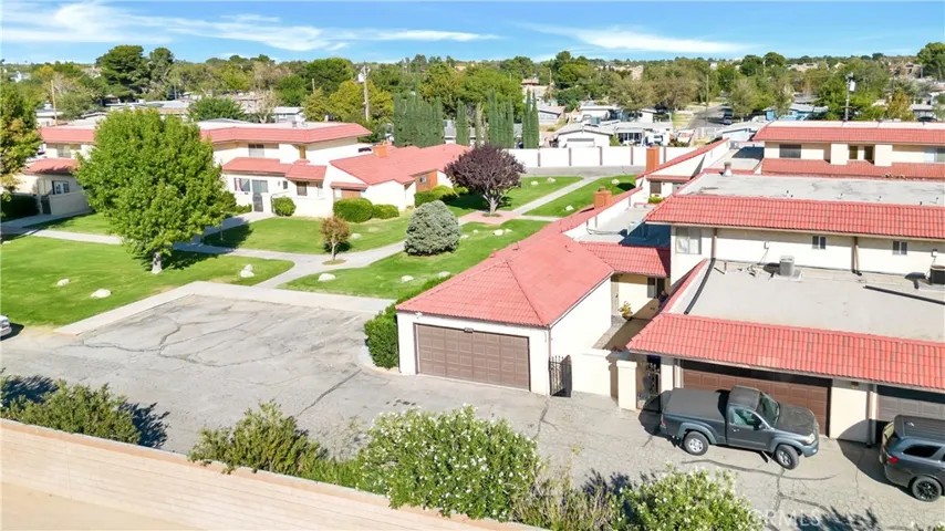 2125 El Domingo Circle, Lancaster, California 93536