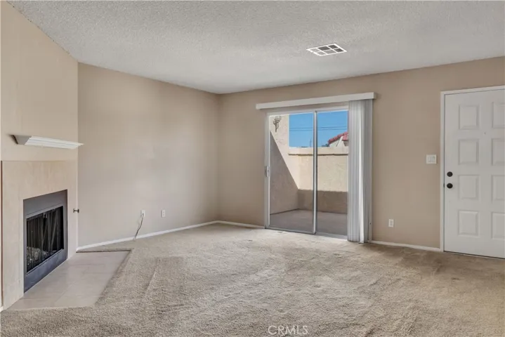 2125 El Domingo Circle, Lancaster, California 93536