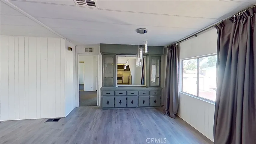 2330 East Avenue J8 Unit 27, Lancaster, California 93535