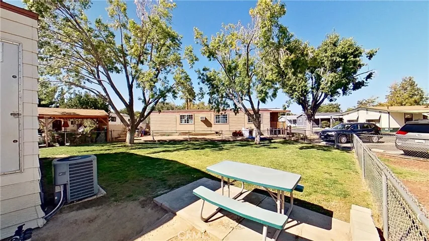2330 East Avenue J8 Unit 27, Lancaster, California 93535