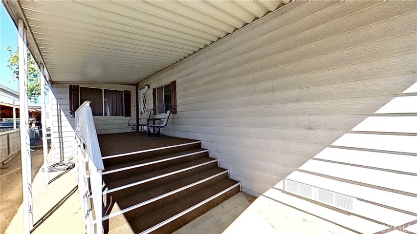 2330 East Avenue J8 Unit 27, Lancaster, California 93535