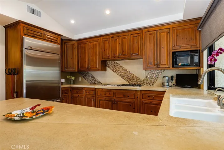 5461 Robin Circle, Yorba Linda, California 92886