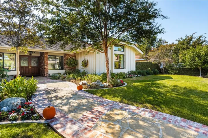 5461 Robin Circle, Yorba Linda, California 92886