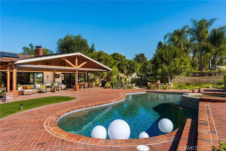 5461 Robin Circle, Yorba Linda, California 92886