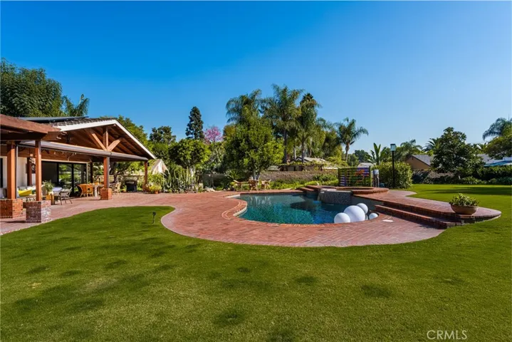 5461 Robin Circle, Yorba Linda, California 92886
