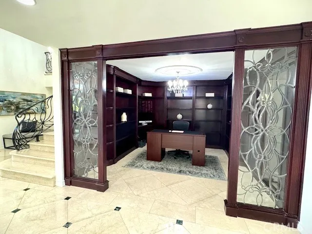 27055 Hidden Trail Road, Laguna Hills, California 92653