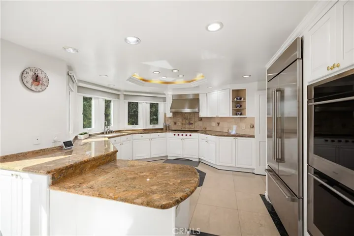 27055 Hidden Trail Road, Laguna Hills, California 92653