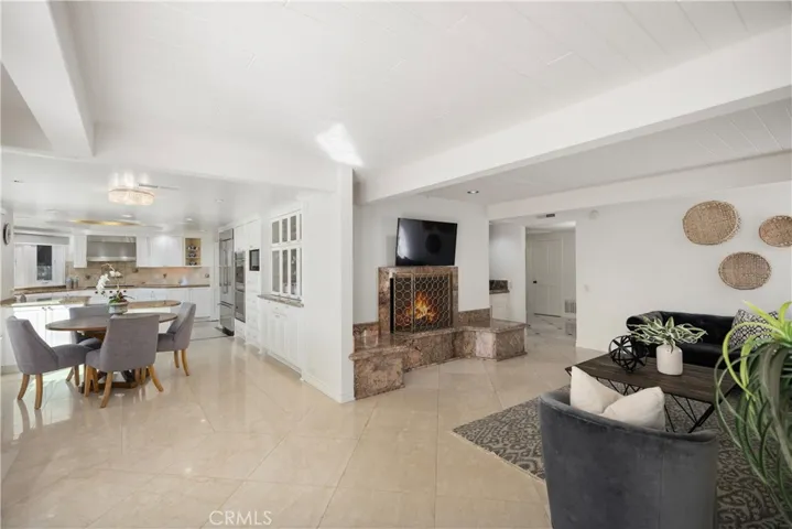 27055 Hidden Trail Road, Laguna Hills, California 92653