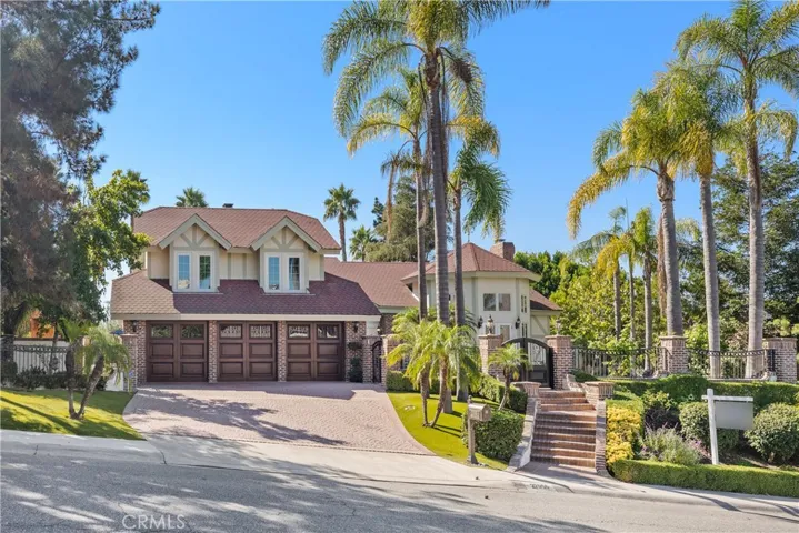 27055 Hidden Trail Road, Laguna Hills, California 92653