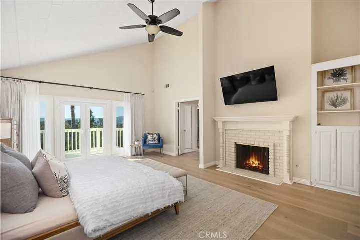 27055 Hidden Trail Road, Laguna Hills, California 92653