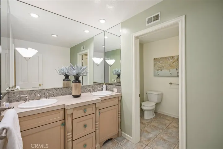 27055 Hidden Trail Road, Laguna Hills, California 92653