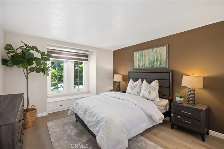 27055 Hidden Trail Road, Laguna Hills, California 92653