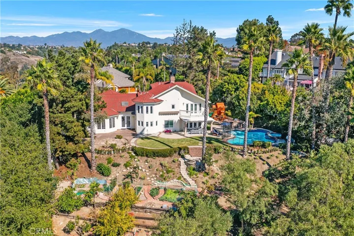 27055 Hidden Trail Road, Laguna Hills, California 92653