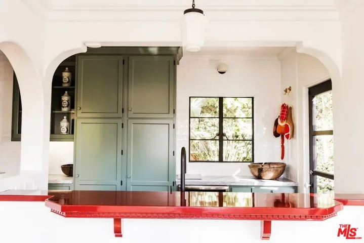 Breakfast Bar