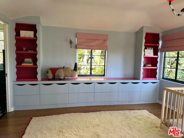 Bedroom 2 Built in's